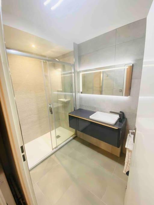 Apartmán Luxueux T3 Piscine Et Vue Somptueuse Sète Exteriér fotografie